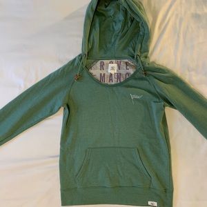 green ten tree hoodie💚